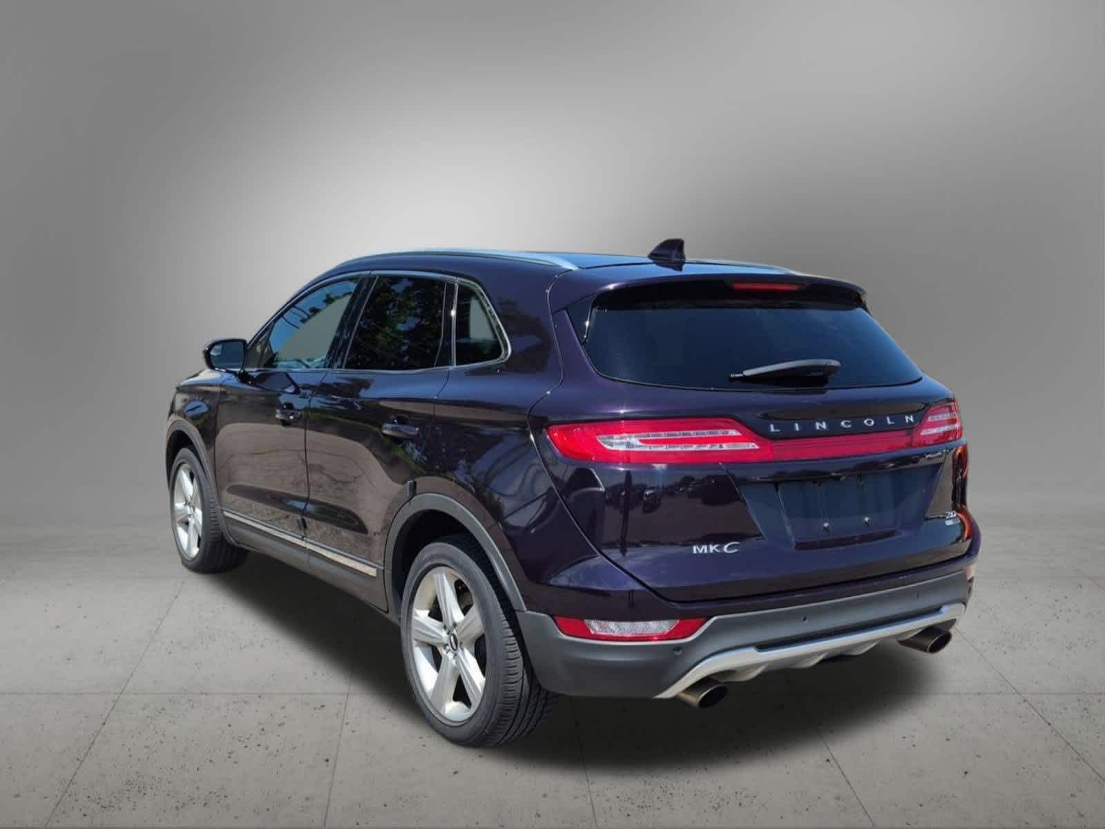 Thumbnail: 2015 Lincoln MKC - 4