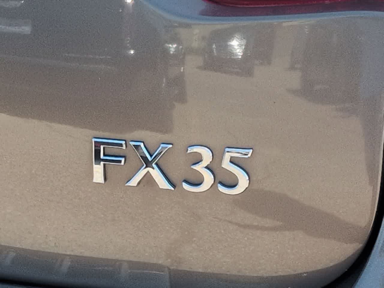 Thumbnail: 2012 INFINITI FX35 - 12