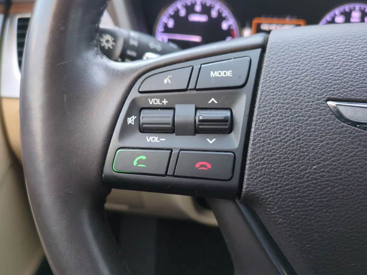 Thumbnail: 2017 Genesis G80 - 22