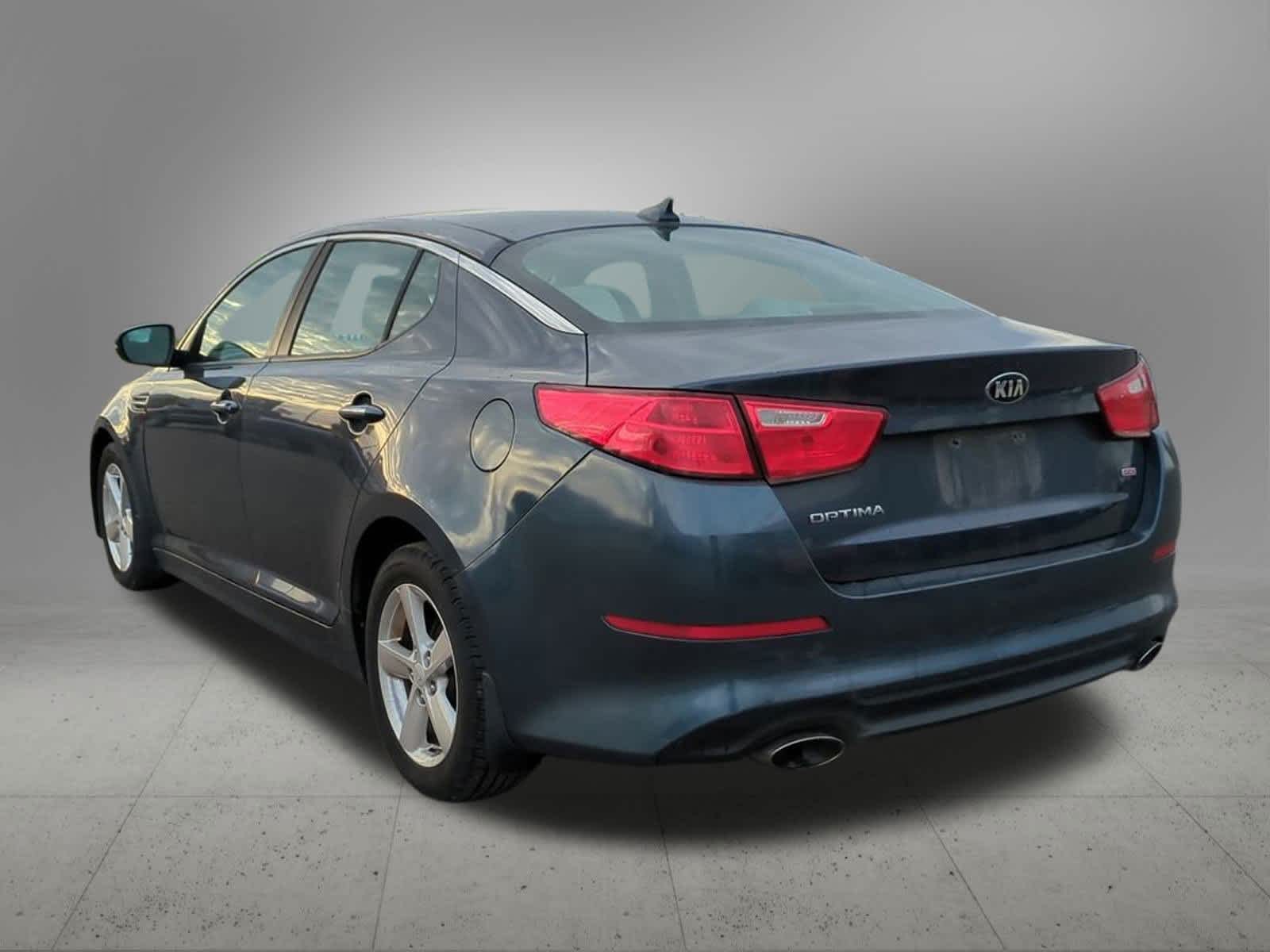 Thumbnail: 2015 Kia Optima - 4