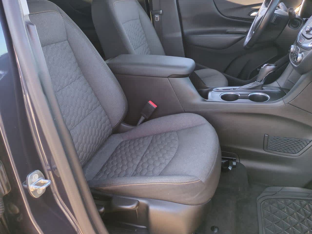 Thumbnail: 2018 Chevrolet Equinox - 20