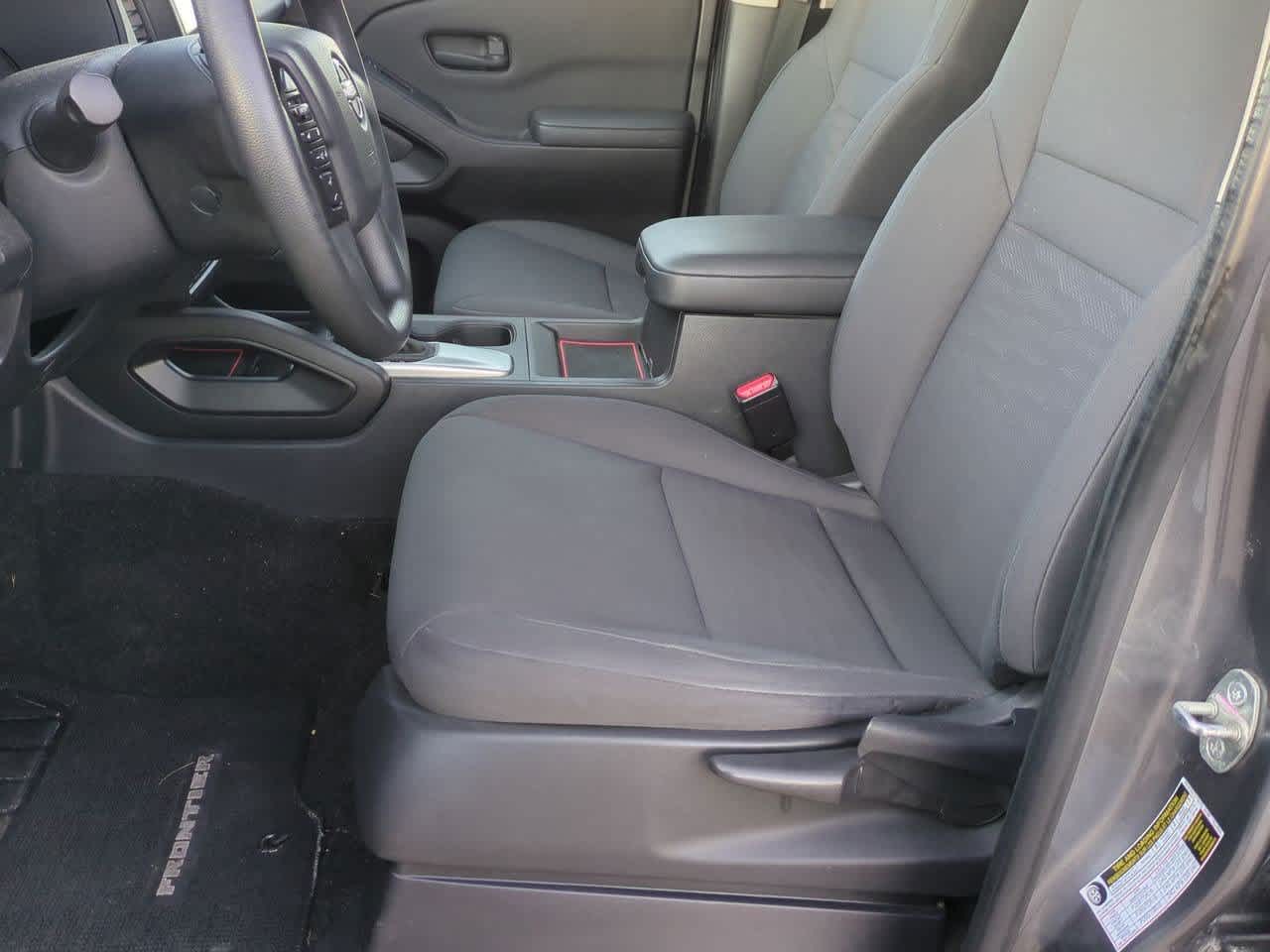 Thumbnail: 2022 Nissan Frontier - 15