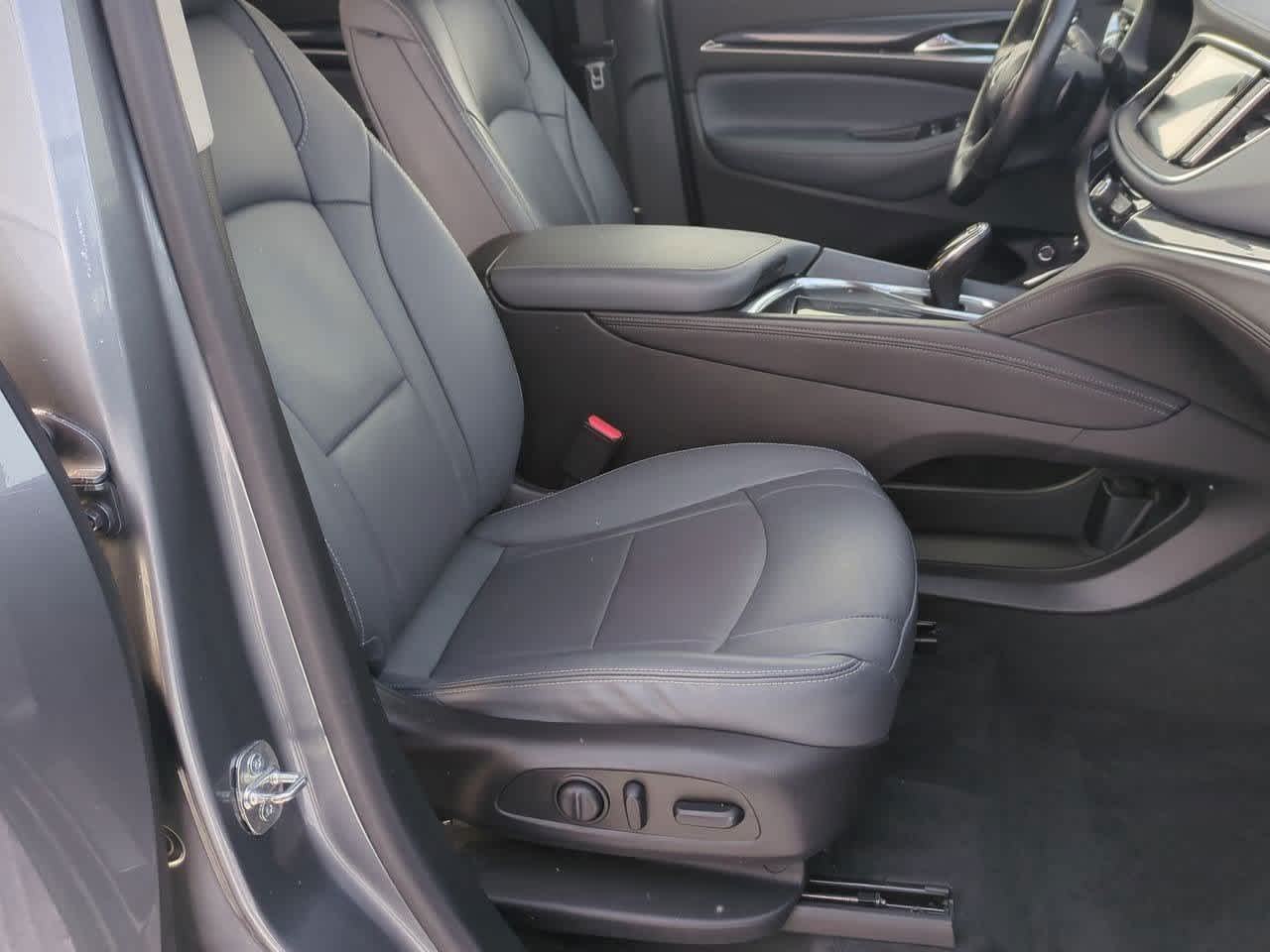 Thumbnail: 2020 Buick Enclave - 21