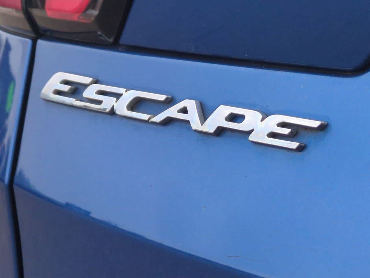 Thumbnail: 2018 Ford Escape - 12