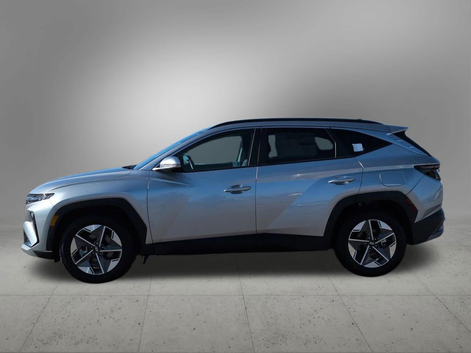 Thumbnail: 2025 Hyundai Tucson - 3