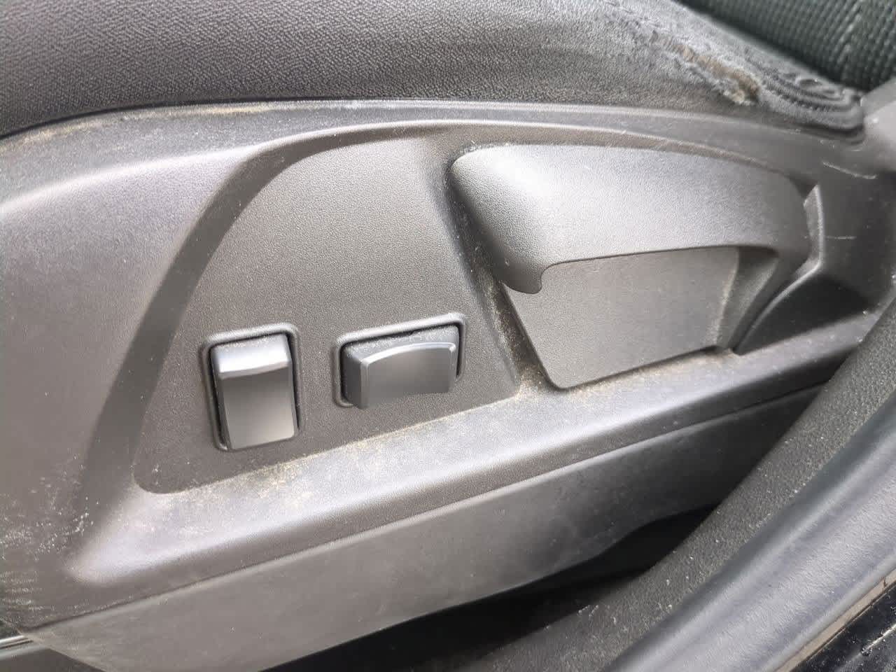 Thumbnail: 2017 GMC Terrain - 16