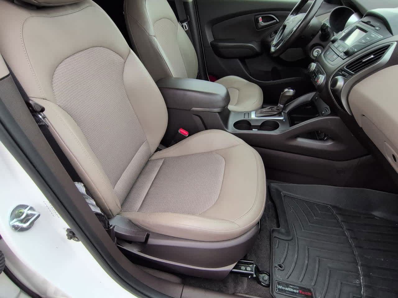 Thumbnail: 2015 Hyundai Tucson - 21