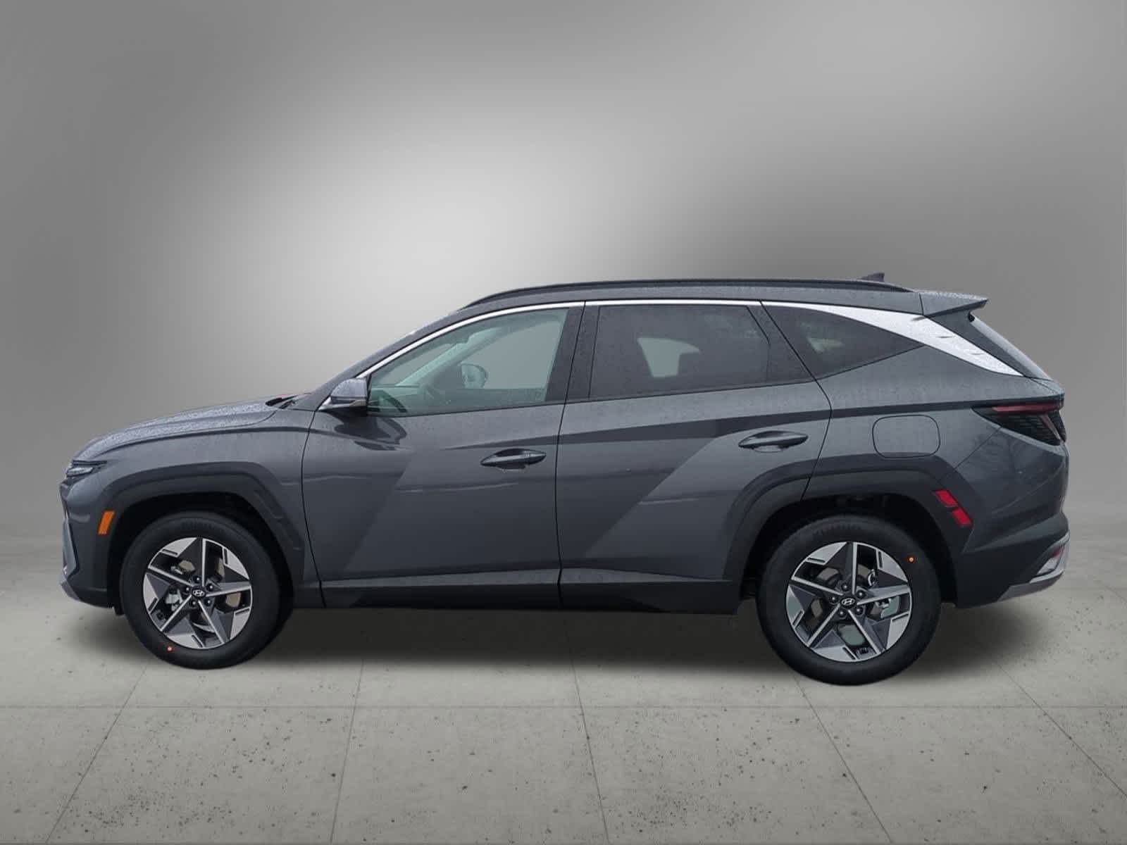 Thumbnail: 2026 Hyundai Tucson - 3