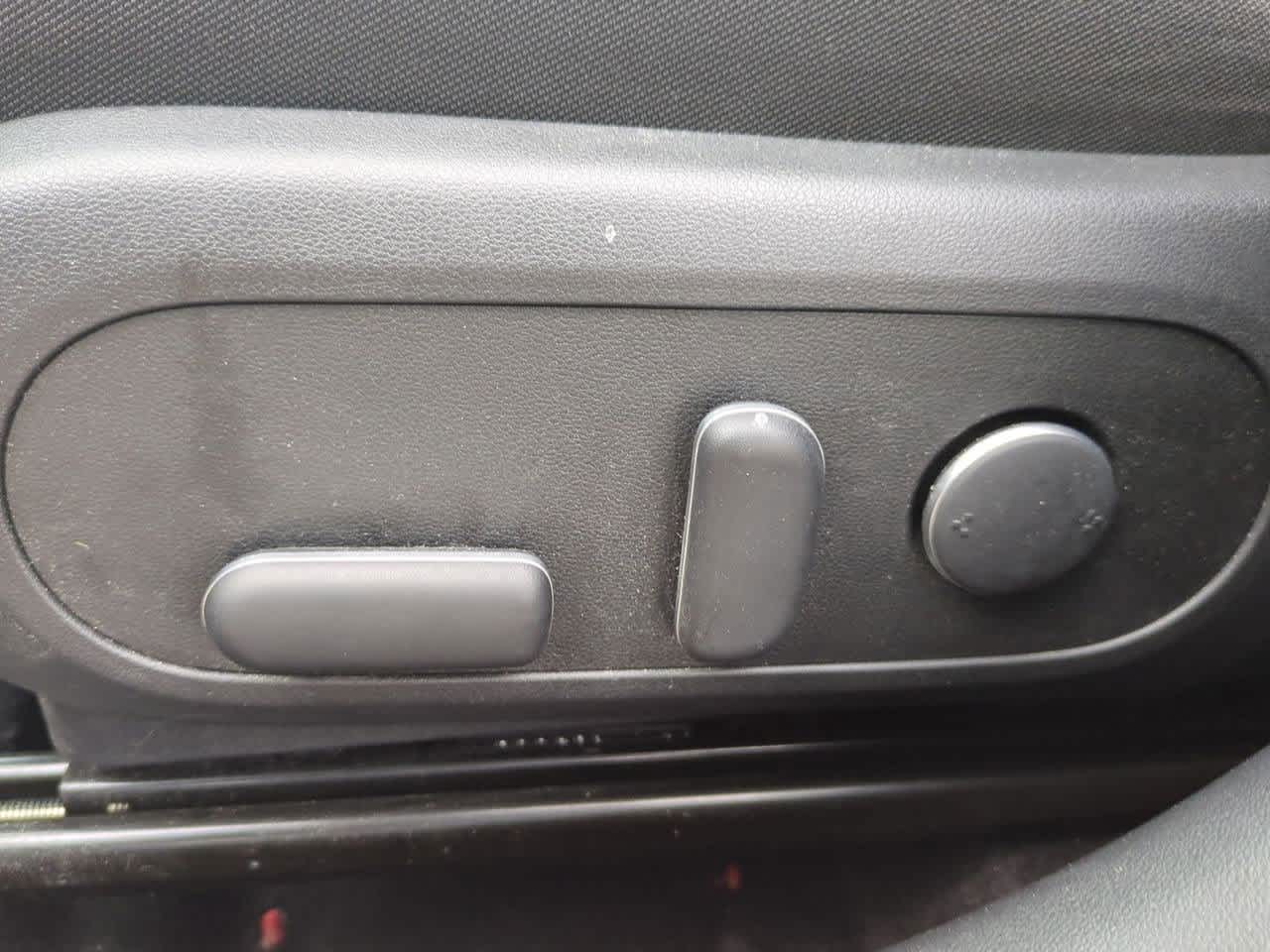 Thumbnail: 2025 Hyundai Kona - 16