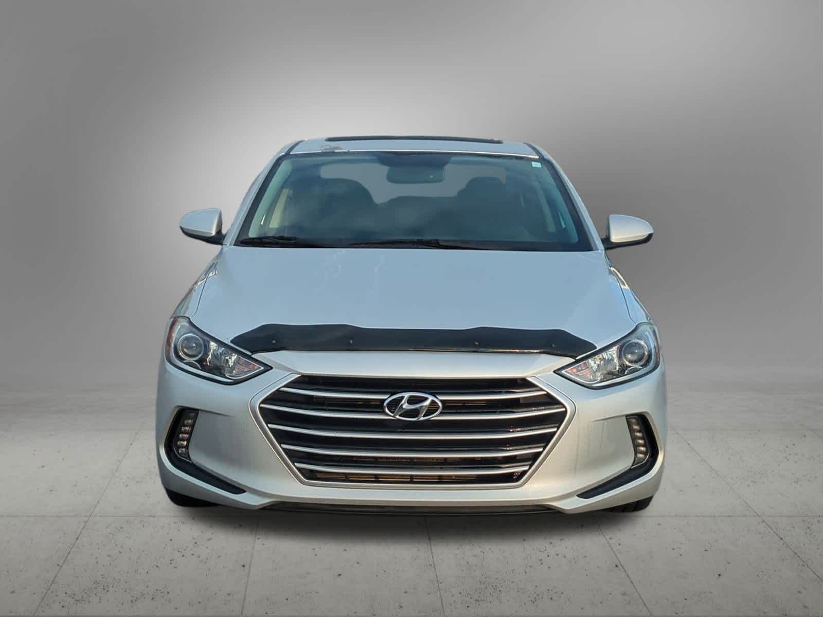 Thumbnail: 2017 Hyundai Elantra - 9