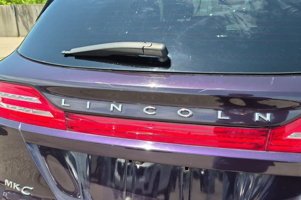 Thumbnail: 2015 Lincoln MKC - 11