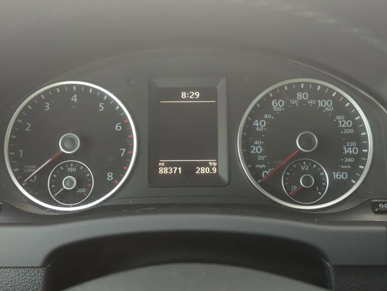 Thumbnail: 2016 Volkswagen Tiguan - 33