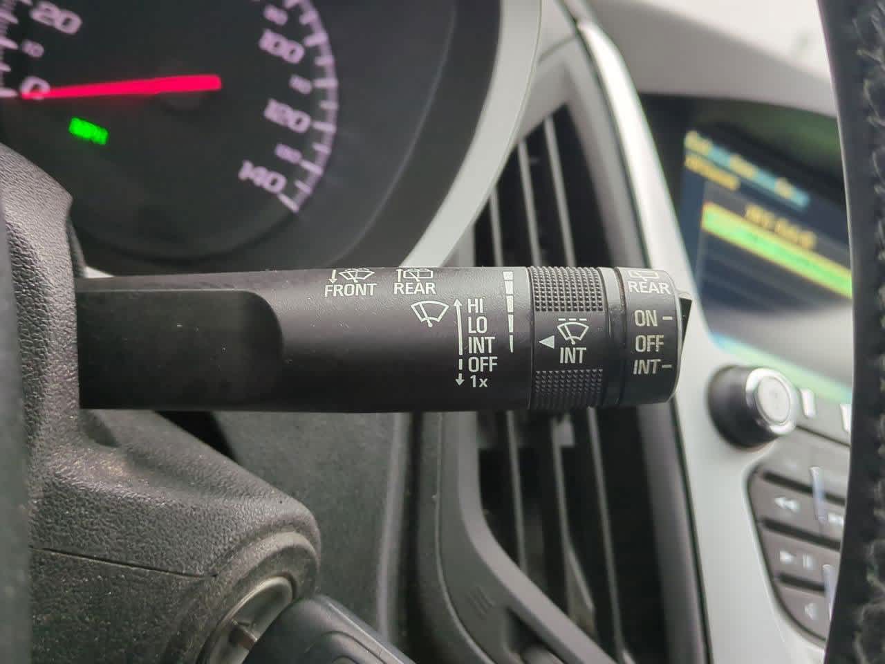 Thumbnail: 2015 Chevrolet Equinox - 24