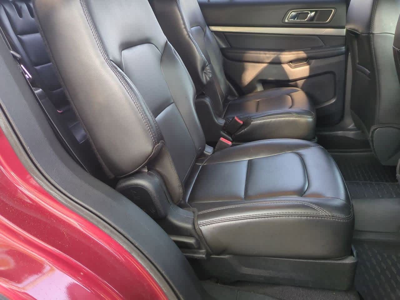 Thumbnail: 2019 Ford Explorer - 19