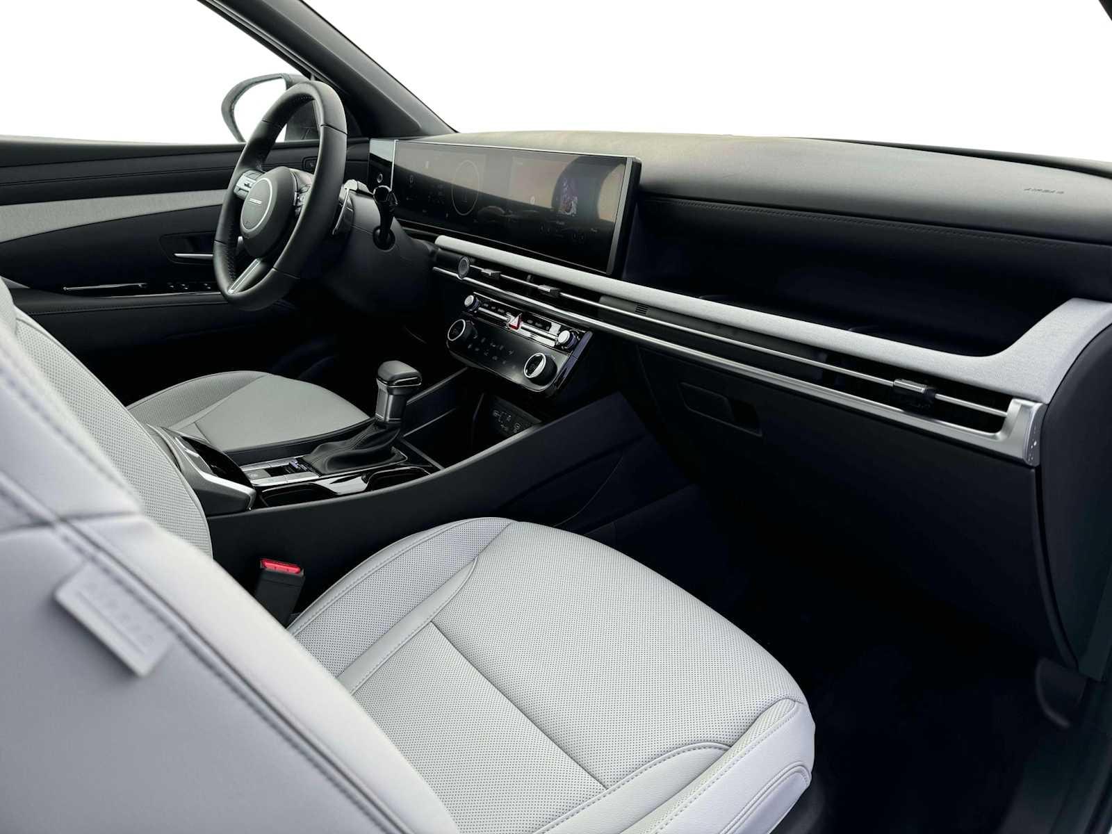 Thumbnail: 2025 Hyundai Santa Cruz - 15