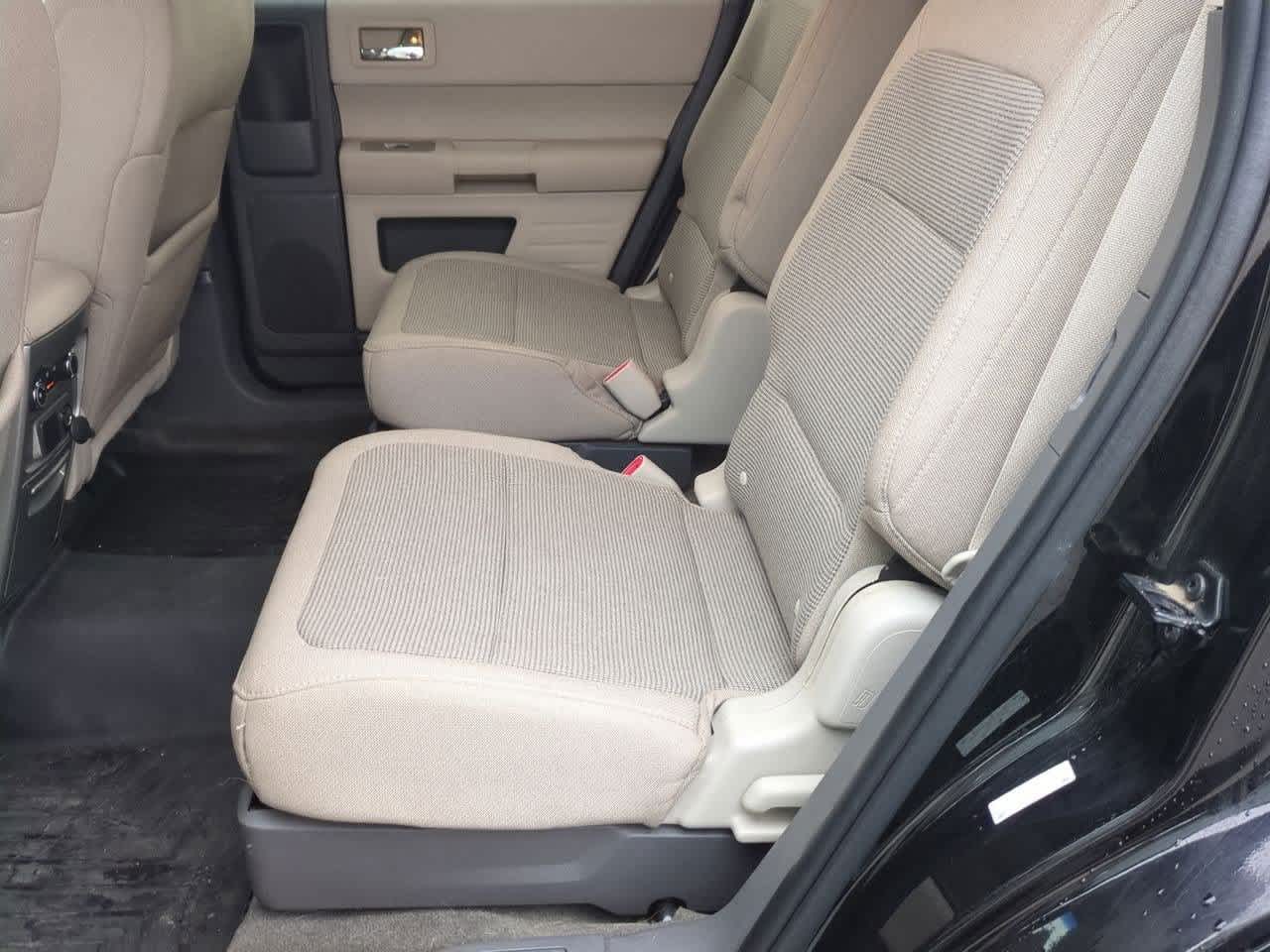 Thumbnail: 2012 Ford Flex - 18