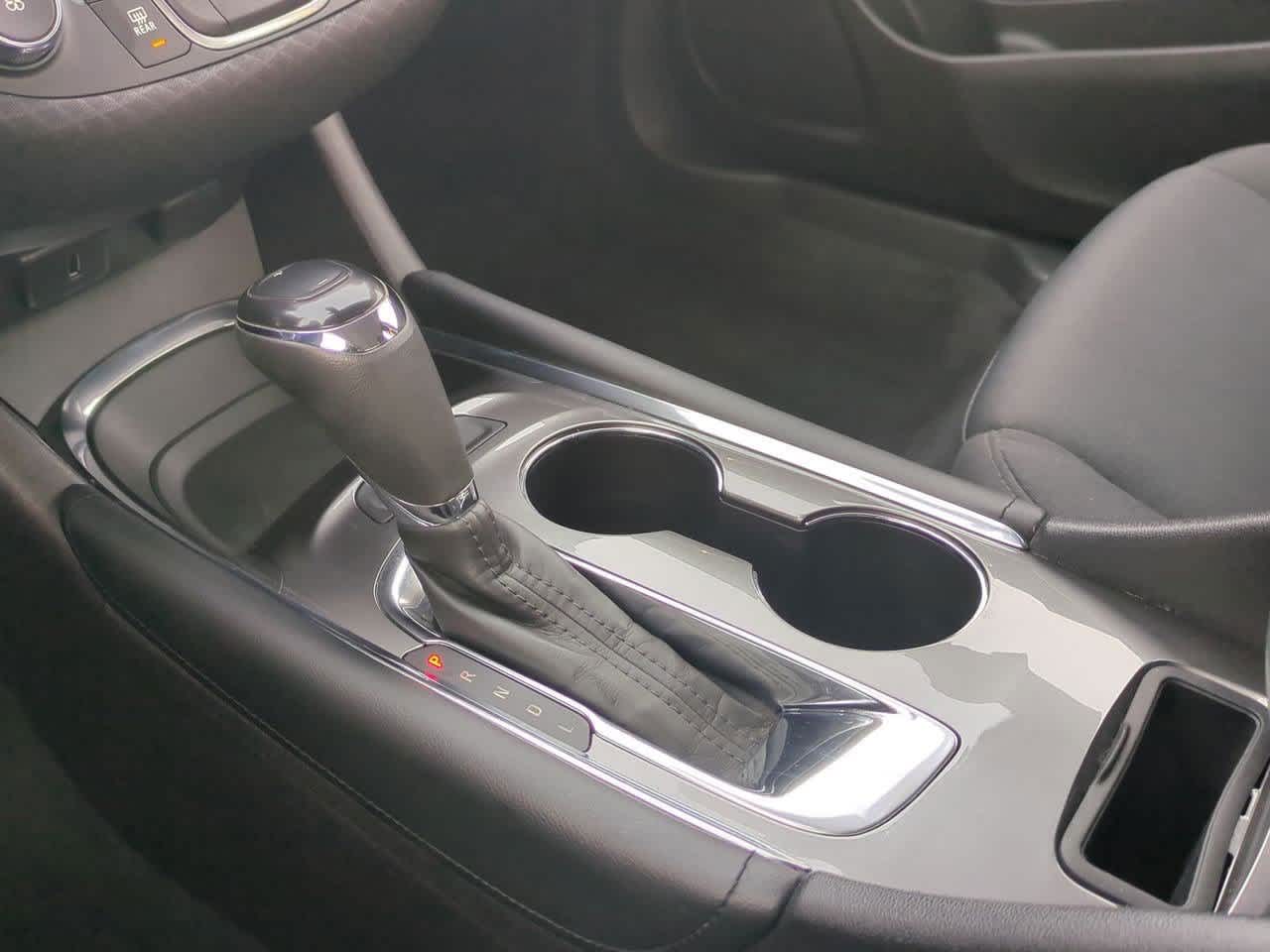 Thumbnail: 2016 Chevrolet Malibu - 29