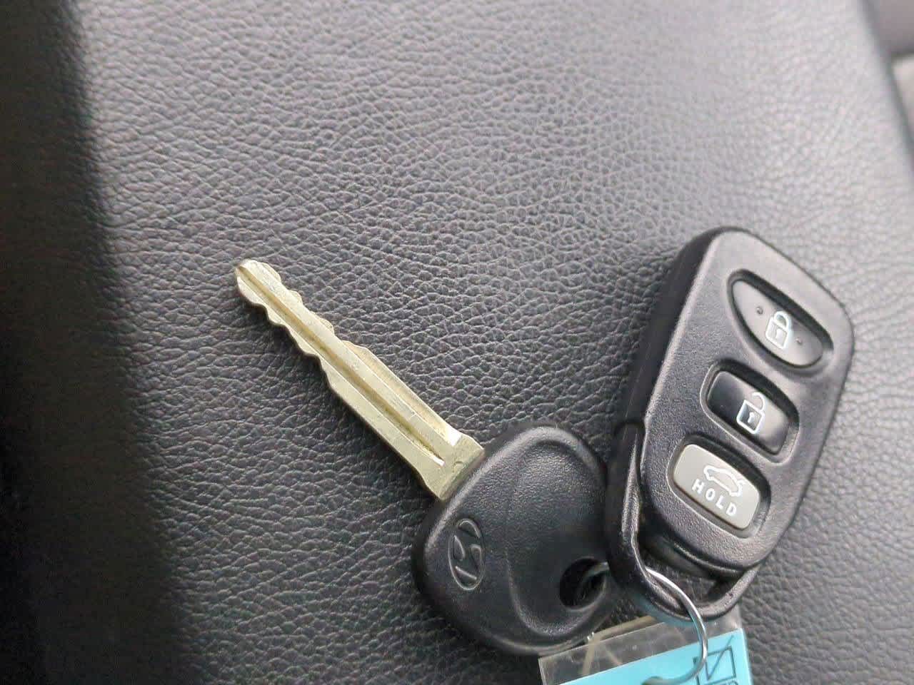 Thumbnail: 2014 Hyundai Elantra - 32