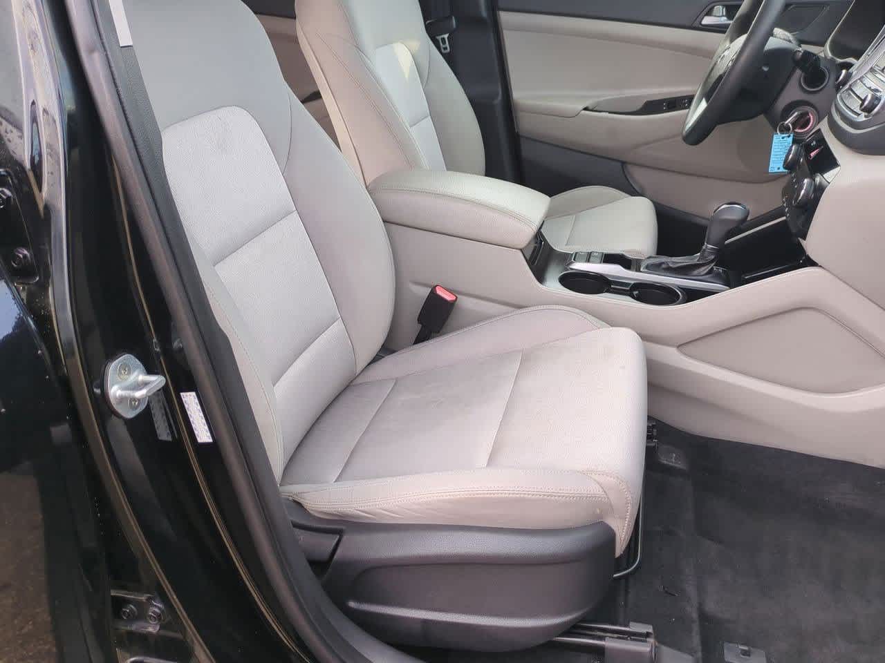 Thumbnail: 2016 Hyundai Tucson - 20