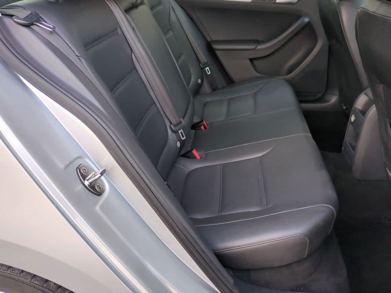 Thumbnail: 2015 Volkswagen Jetta - 20