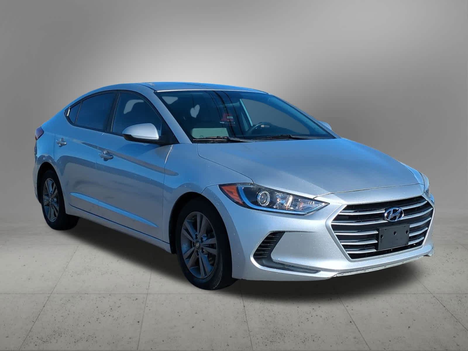 Thumbnail: 2018 Hyundai Elantra - 8