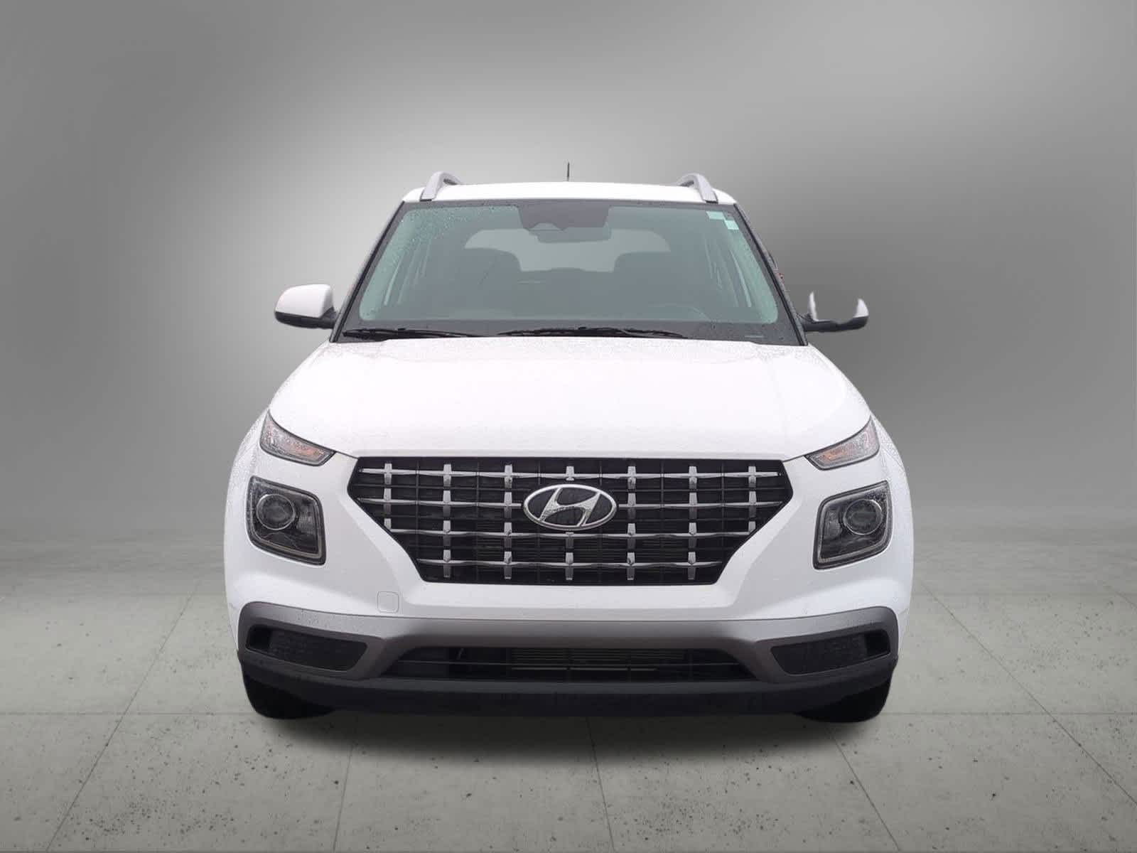 Thumbnail: 2024 Hyundai Venue - 9