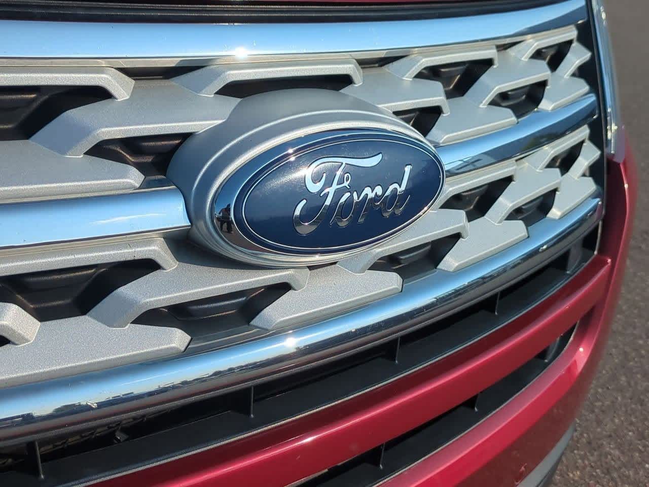 Thumbnail: 2019 Ford Explorer - 11