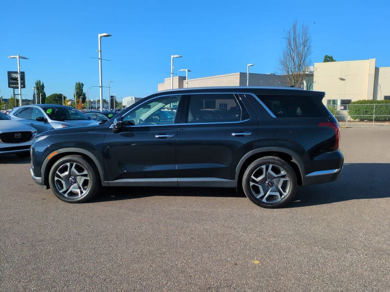 Thumbnail: 2023 Hyundai Palisade - 3