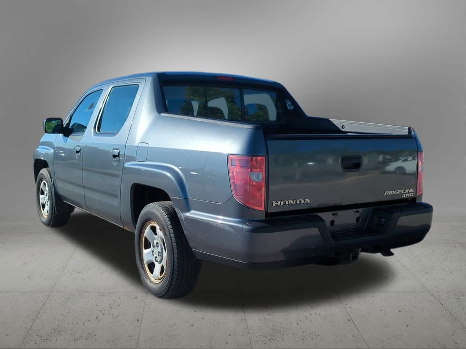 Thumbnail: 2011 Honda Ridgeline - 4