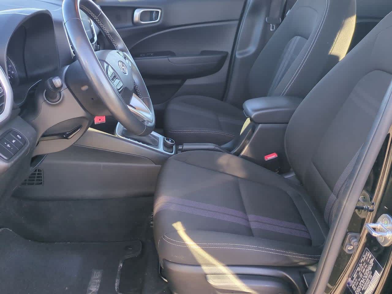 Thumbnail: 2022 Hyundai Venue - 15