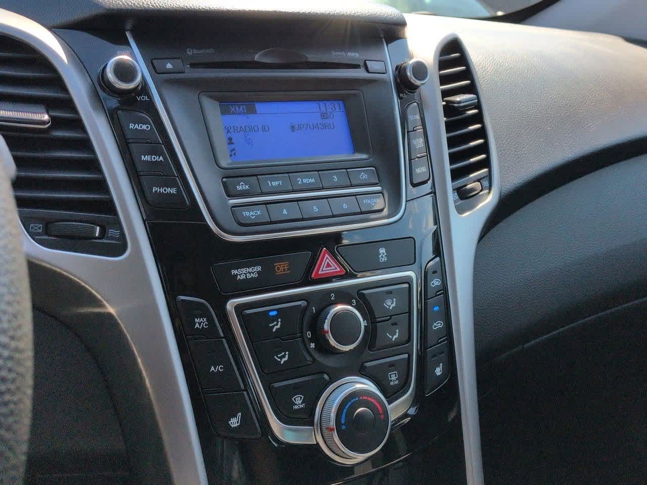 Thumbnail: 2014 Hyundai Elantra - 29
