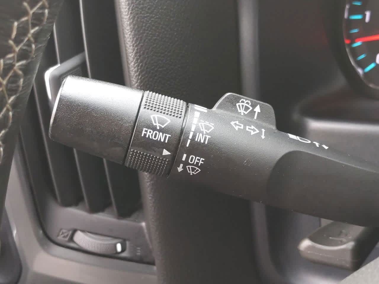 Thumbnail: 2017 Chevrolet Silverado 1500 - 24