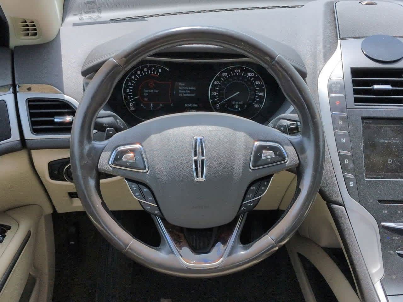 Thumbnail: 2015 Lincoln MKZ - 21
