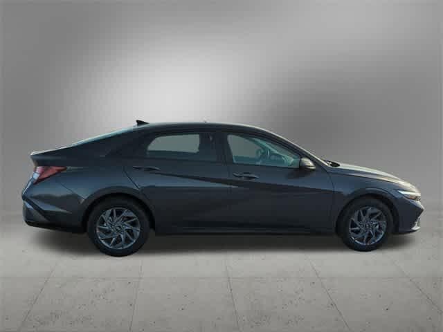 Thumbnail: 2024 Hyundai Elantra - 7