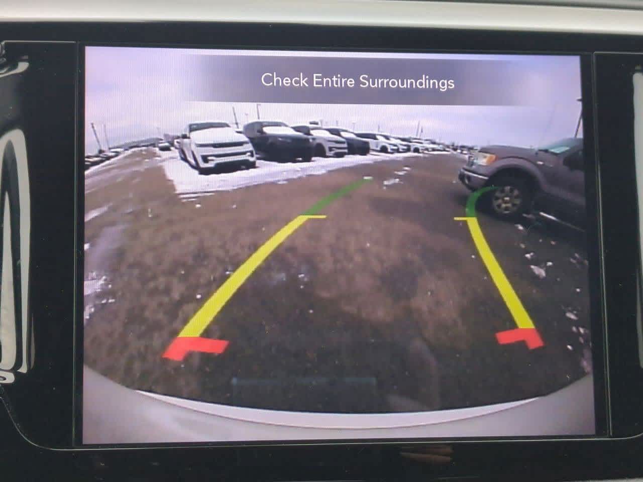 Thumbnail: 2020 Chrysler Pacifica - 30