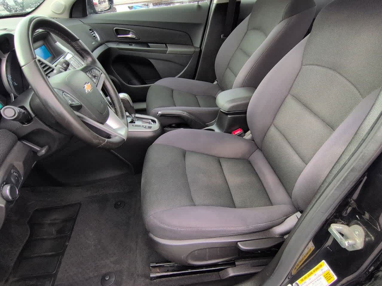 Thumbnail: 2014 Chevrolet Cruze - 16