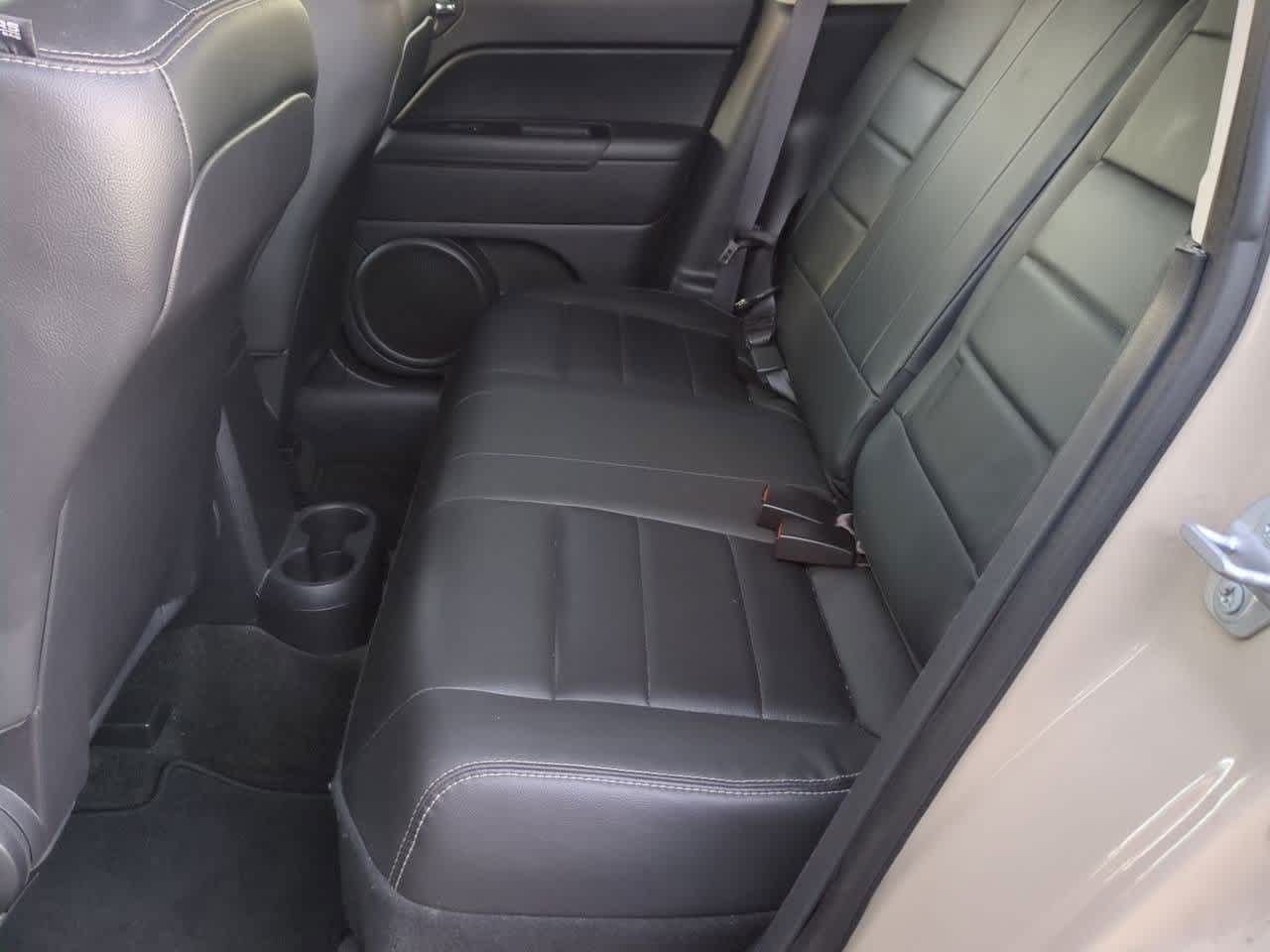 Thumbnail: 2017 Jeep Patriot - 19