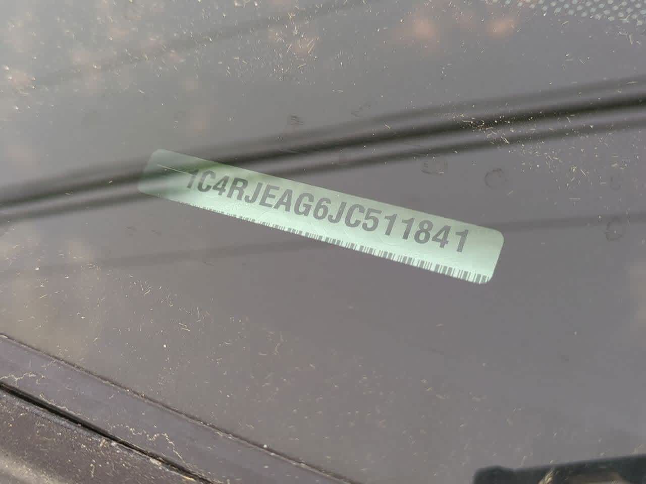 Thumbnail: 2018 Jeep Grand Cherokee - 34