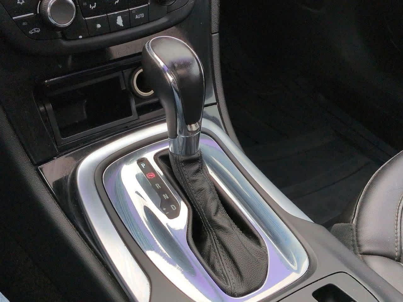 Thumbnail: 2013 Buick Regal - 30