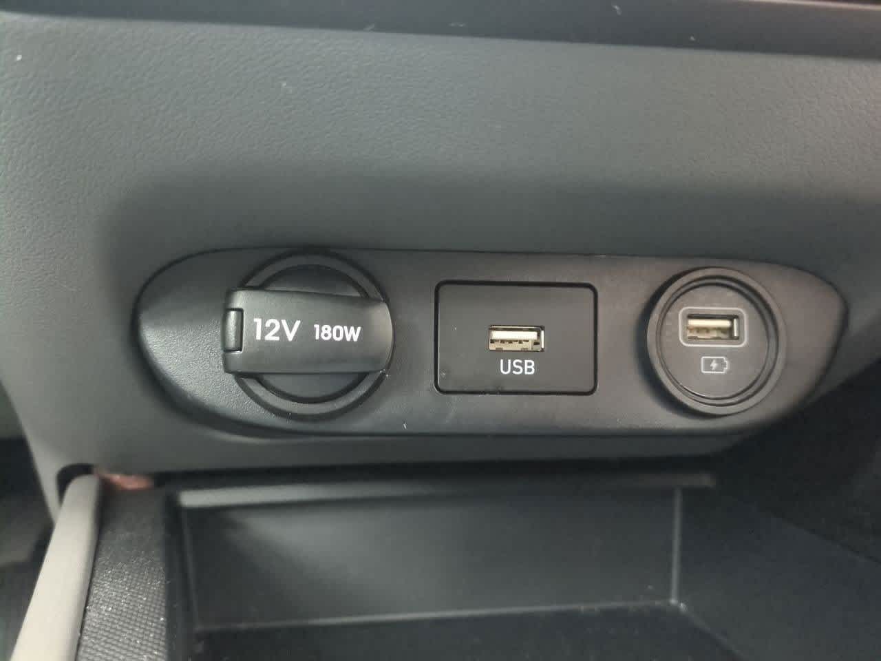 Thumbnail: 2023 Hyundai Elantra - 28