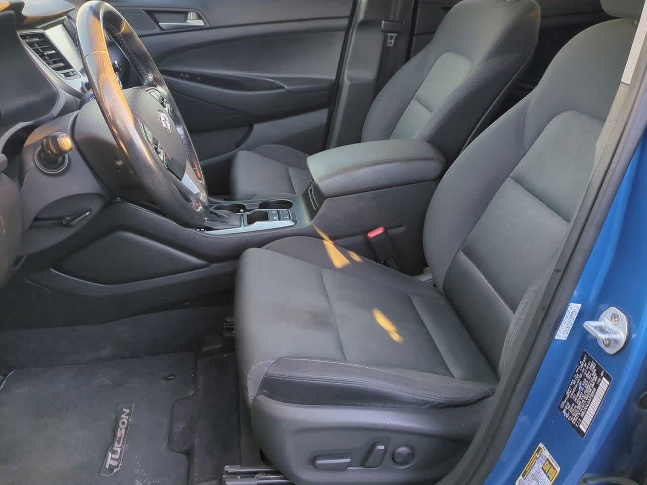 Thumbnail: 2018 Hyundai Tucson - 15