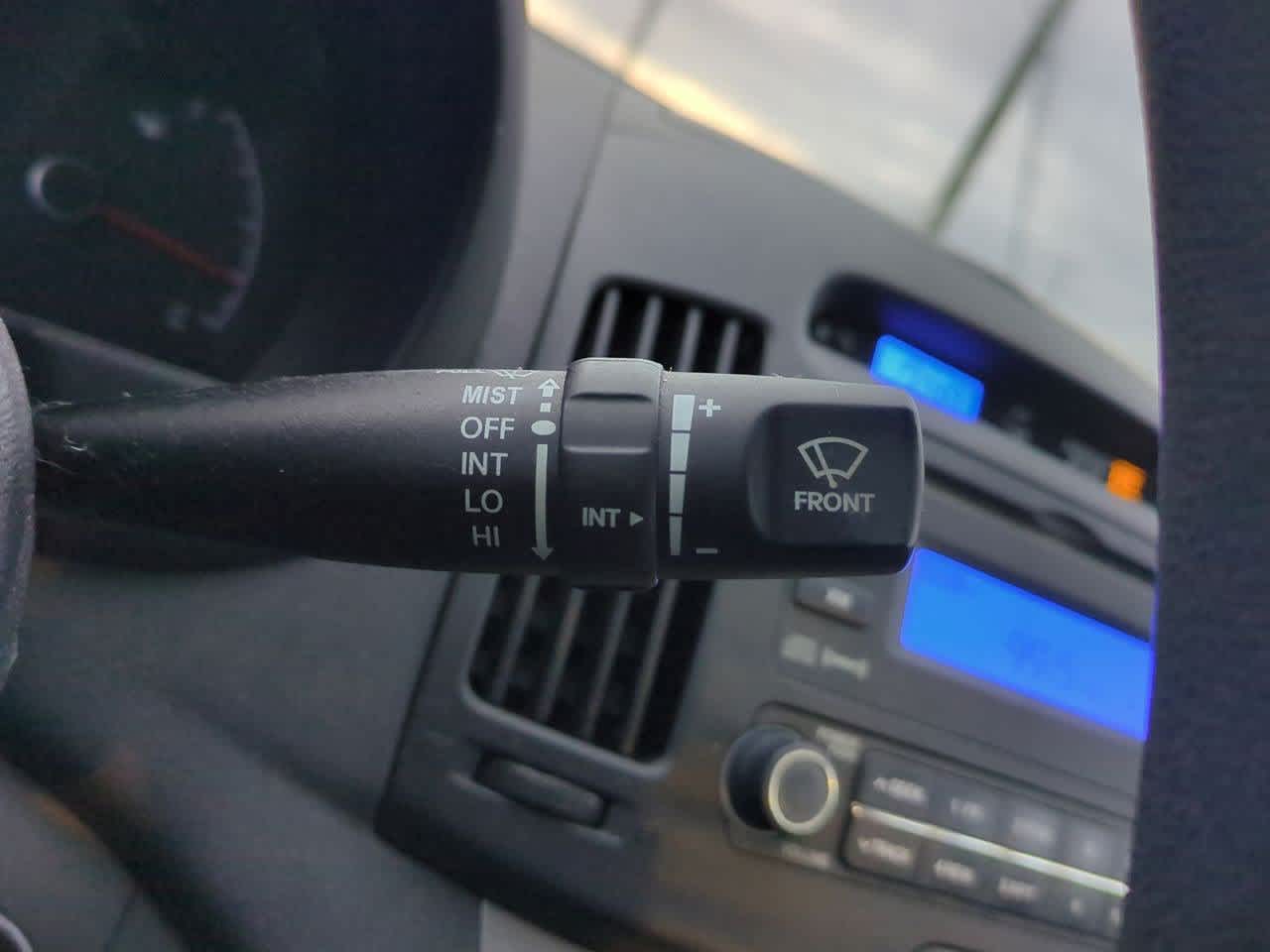 Thumbnail: 2010 Hyundai Elantra - 24