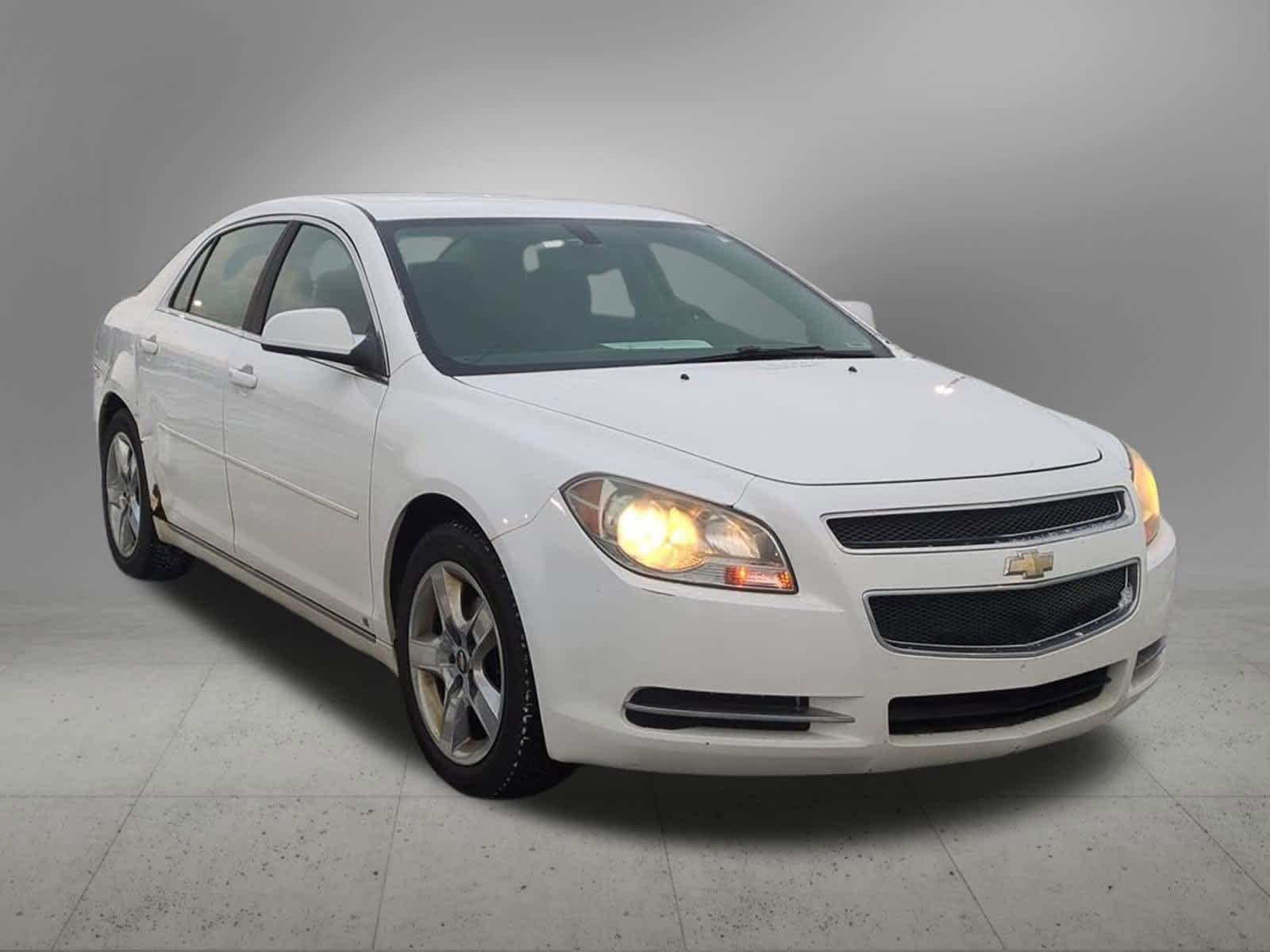Thumbnail: 2009 Chevrolet Malibu - 8