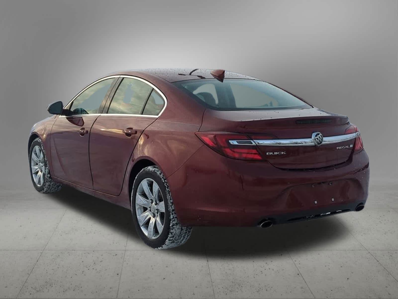 Thumbnail: 2017 Buick Regal - 4