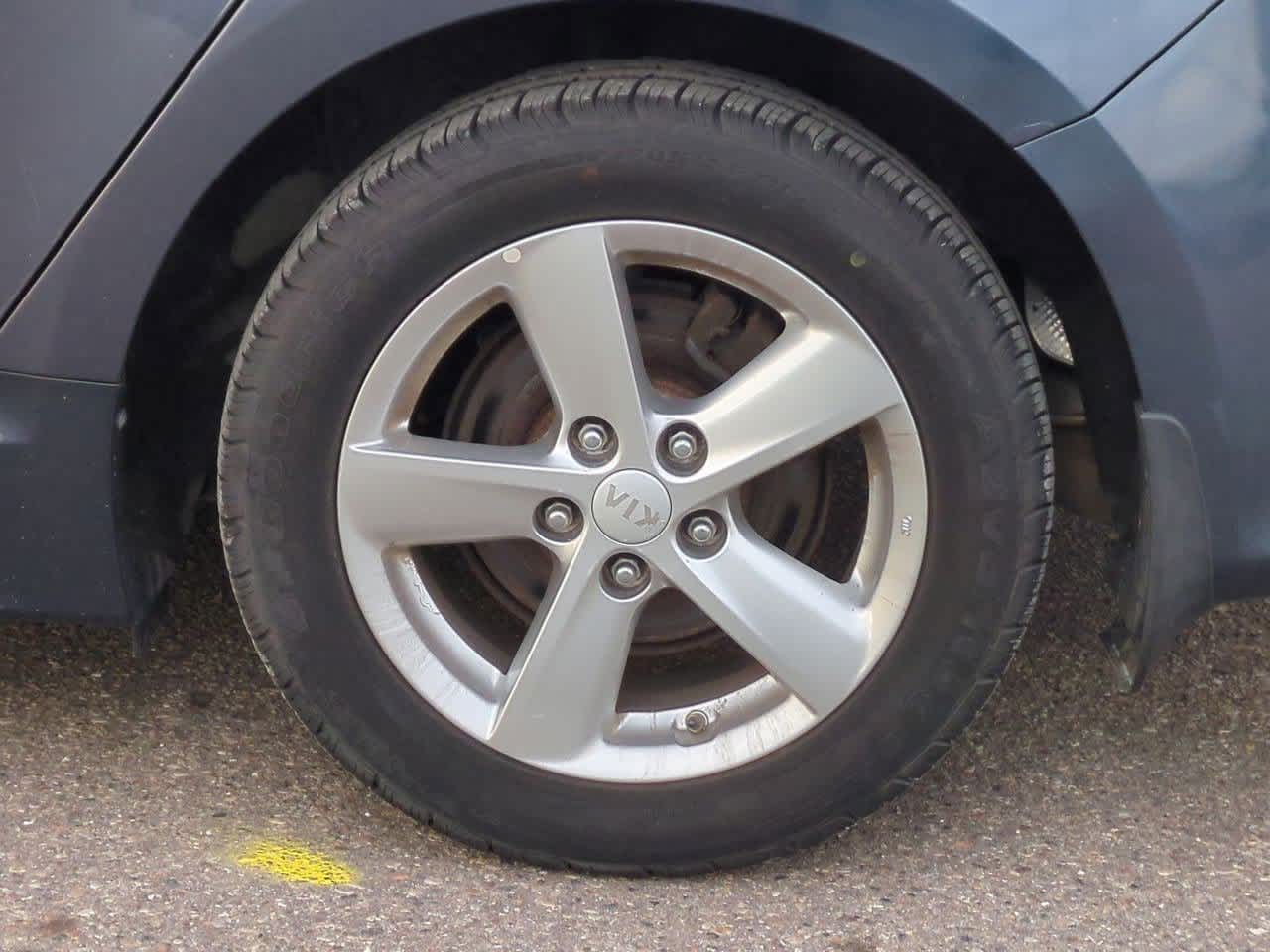 Thumbnail: 2015 Kia Optima - 13