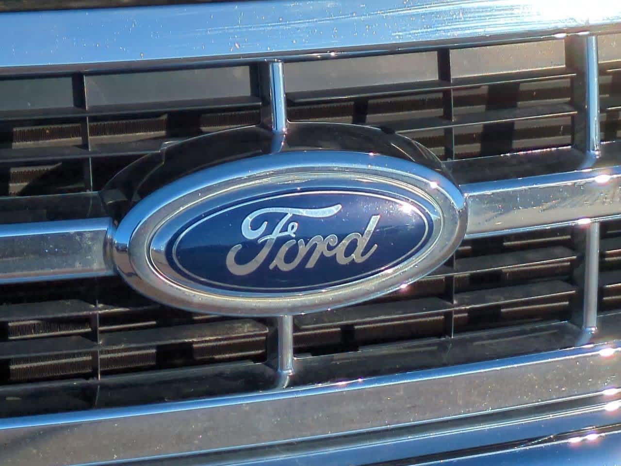 Thumbnail: 2012 Ford Escape - 11