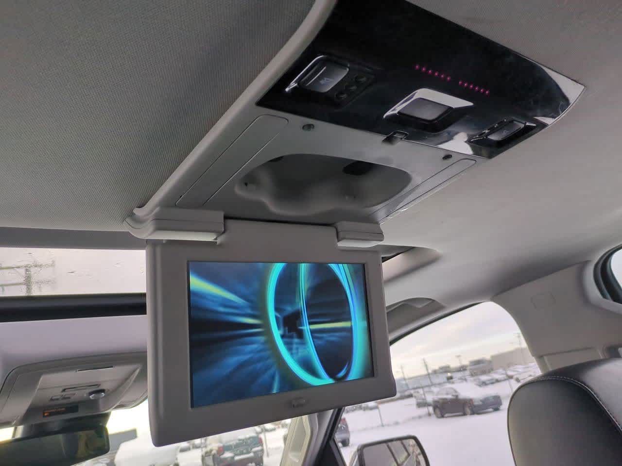 Thumbnail: 2015 Chevrolet Suburban - 40