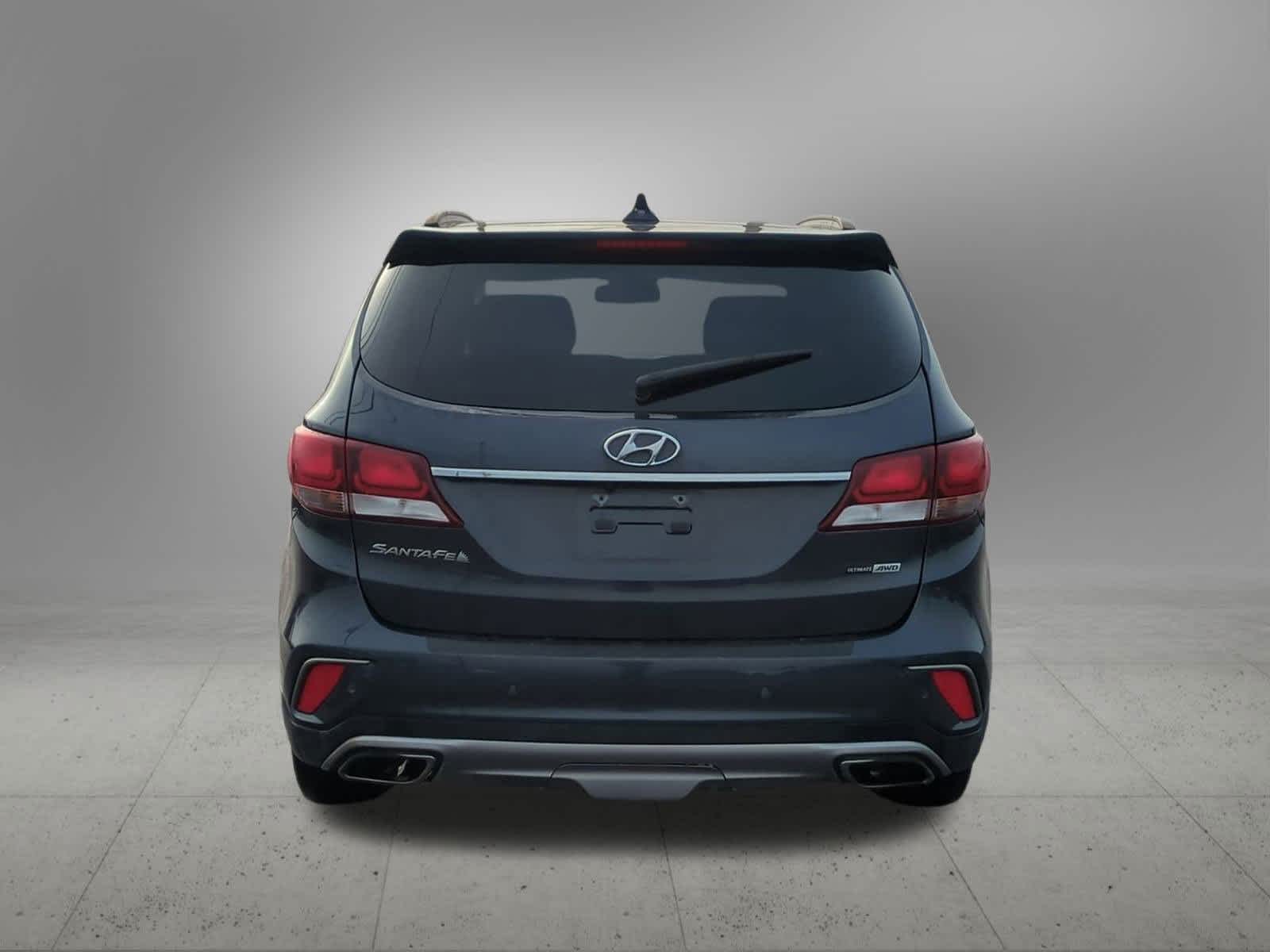 Thumbnail: 2017 Hyundai Santa Fe - 5