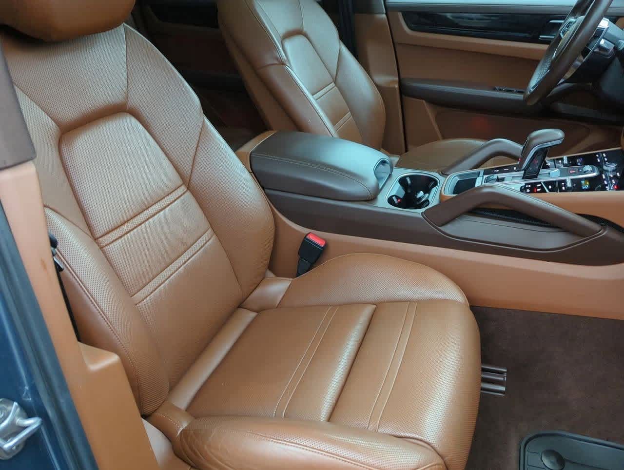 Thumbnail: 2019 Porsche Cayenne - 21
