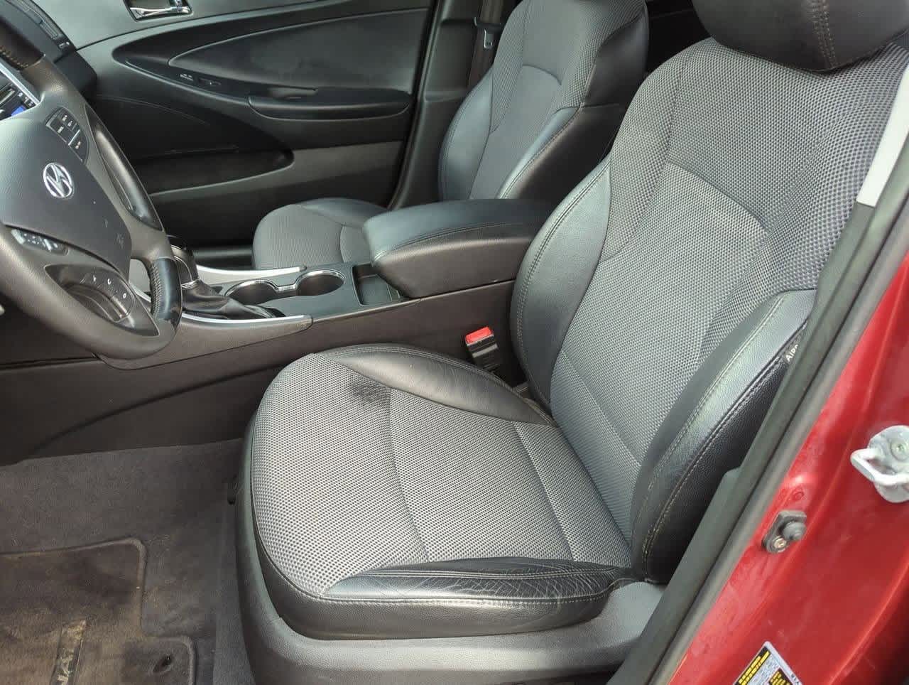 2011 Hyundai Sonata SE 15